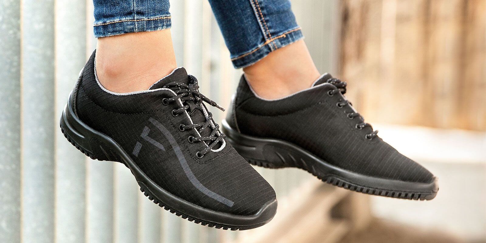 Schuhe für Service & Verkauf