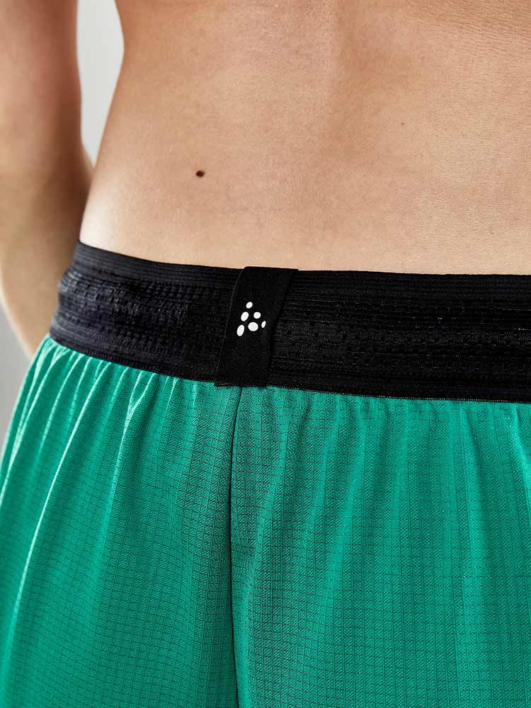 Kurze Damen Trainingshose Grün