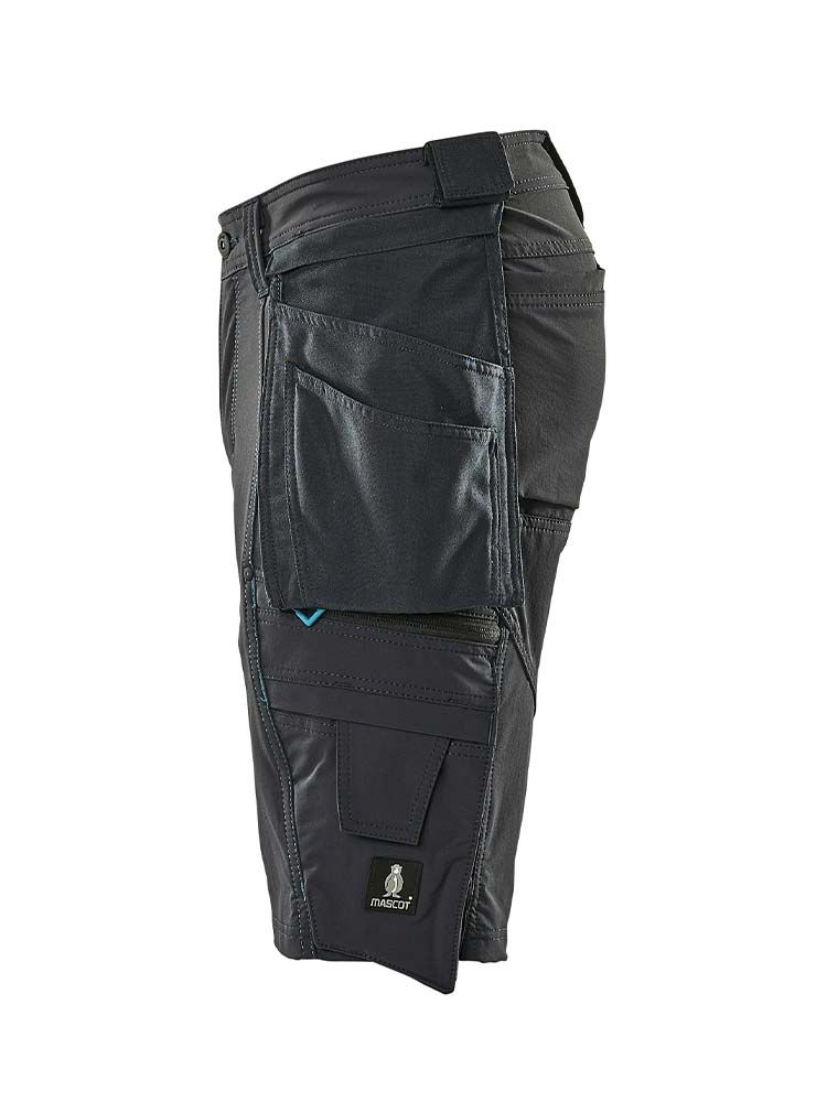 Stretch Shorts mit Hängetaschen in Schwarzblau