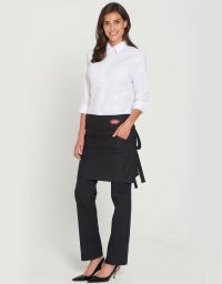 Kurze Schürze in Schwarz