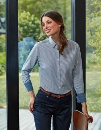 Bluse blau-weiß gestreift