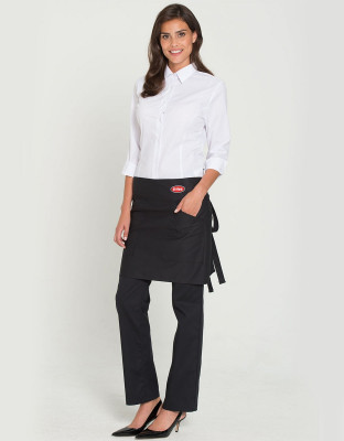 Kurze Schürze in Schwarz
