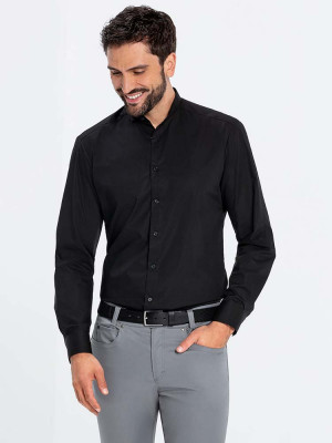 Schwarzes Hemd mit Stehkragen